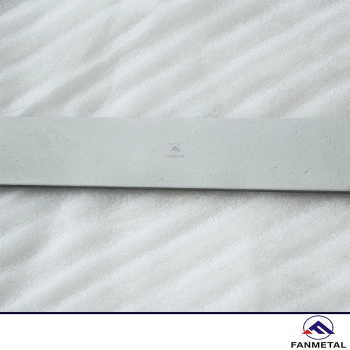 Molybdenum Plate with Alkaline Cleaning Surface